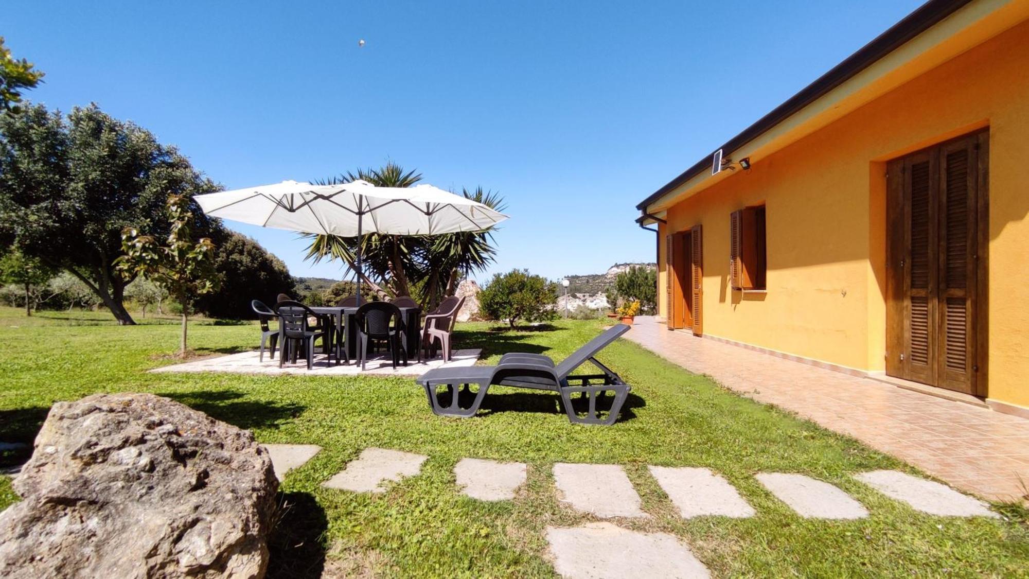 Grotta Delle Fate Bed and Breakfast Ossi Eksteriør billede